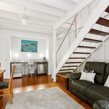 Port Douglas Cottage & Lodge Exterior foto